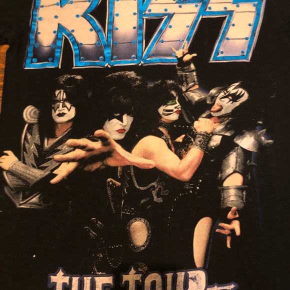 Woman’s small Kiss concert t shirt 2012 with dates - Picture 2 of 5